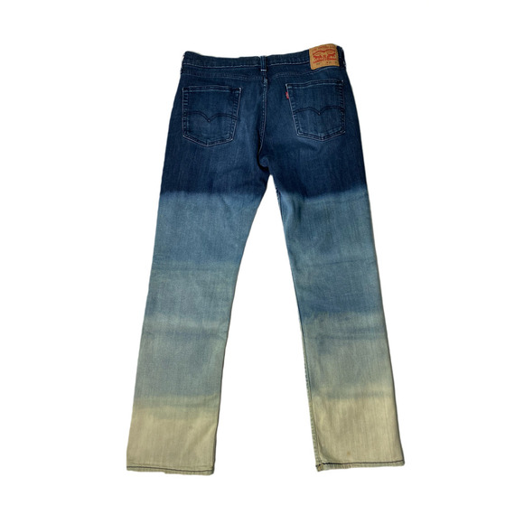 REFRESHED - Levi"s Hand Ombre Bleached Denim Jeans Size 33 x 32 - Picture 2 of 4